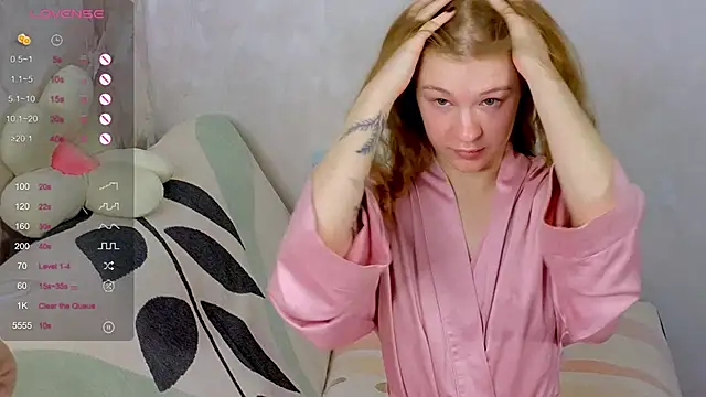 TrissMerigold9 online show from 10-30-25, 09:18