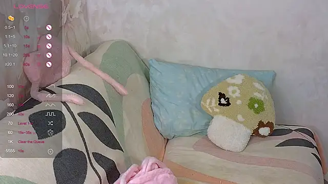 TrissMerigold9 online show from 11-26-25, 09:31