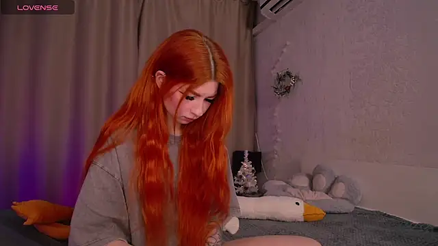 Snapshot of Evaa_Moonn_ chatting on 12-23-24, 08:22 Evaa Moonn  online show from 12-23-24, 08:22