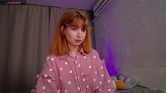 Evaa Moonn  online show from 11-25-25, 05:24