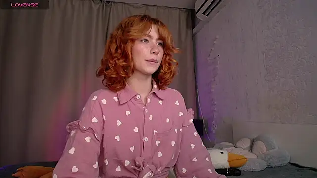 Snapshot of Evaa_Moonn_ chatting on 10-06-25, 02:13 Evaa Moonn  online show from 10-06-25, 02:13