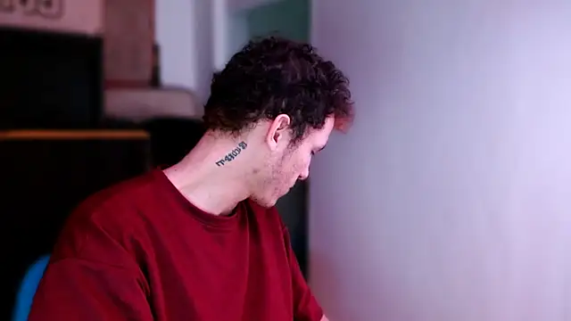 deividcloud36 online show from 11-09-25, 04:38