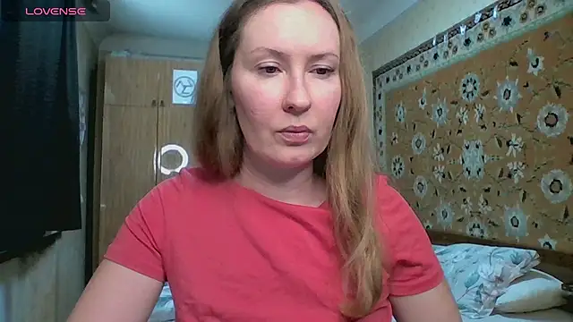 AnnaXLovers online show from 06-17-26, 10:58