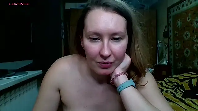 Snapshot of AnnaXLovers chatting on 01-10-25, 03:27 AnnaXLovers online show from 01-10-25, 03:27