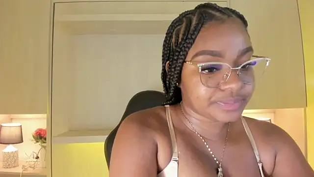 tamaraa smiith online show from 12-16-25, 07:40