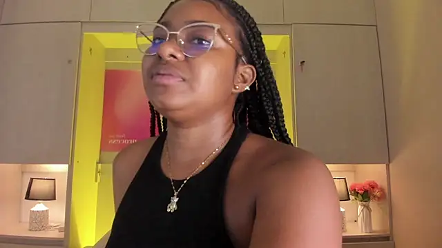 tamaraa smiith online show from 04-06-26, 07:48