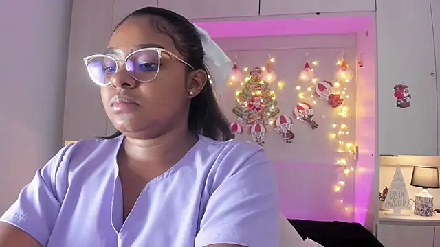 tamaraa smiith online show from 12-04-25, 08:41