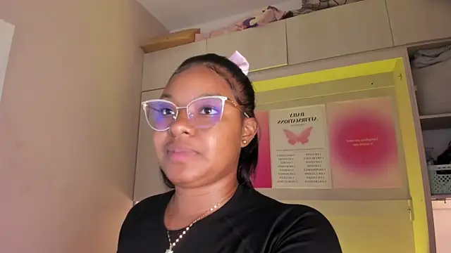 Snapshot of tamaraa_smiith chatting on 02-06-26, 08:16 tamaraa smiith online show from 02-06-26, 08:16