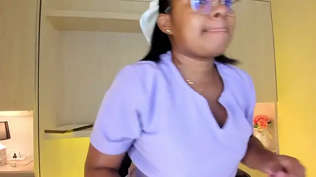 tamaraa smiith online show from 11-24-25, 08:09