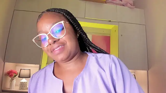 Snapshot of tamaraa_smiith chatting on 02-16-26, 07:45 tamaraa smiith online show from 02-16-26, 07:45