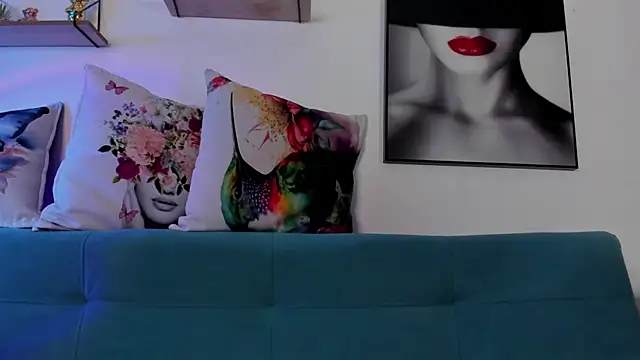 Snapshot of Manuela_monroe chatting on 10-11-25, 09:27 Manuela monroe online show from 10-11-25, 09:27