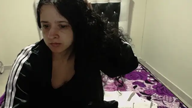Katty Bones online show from 06-07-26, 07:24