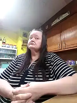 Bayou Woman68 online show from 11-17-25, 06:45