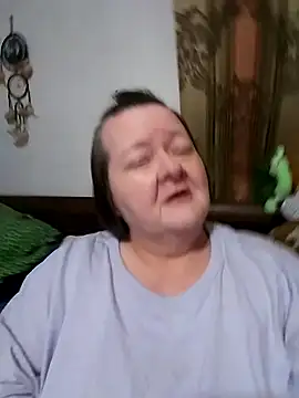 Snapshot of Bayou_Woman68 chatting on 04-13-26, 12:42 Bayou Woman68 online show from 04-13-26, 12:42