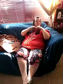 Snapshot of Bayou_Woman68 chatting on 02-22-26, 06:09 Bayou Woman68 online show from 02-22-26, 06:09