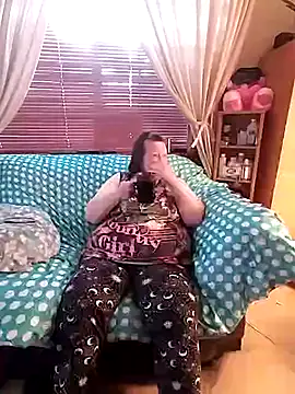 Bayou Woman68 online show from 06-15-26, 03:01