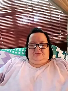 Bayou Woman68 online show from 07-09-26, 05:45