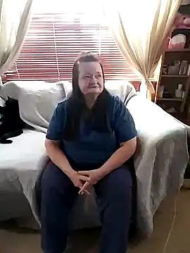 Snapshot of Bayou_Woman68 chatting on 09-15-25, 03:34 Bayou Woman68 online show from 09-15-25, 03:34