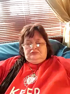 Snapshot of Bayou_Woman68 chatting on 02-21-26, 02:19 Bayou Woman68 online show from 02-21-26, 02:19