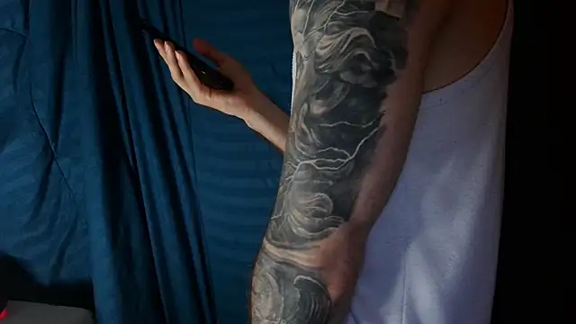 Snapshot of Kenner_fox77 chatting on 01-03-25, 03:16 Kenner fox77 online show from 01-03-25, 03:16