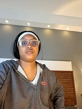 Adelehottman online show from 10-15-25, 12:02