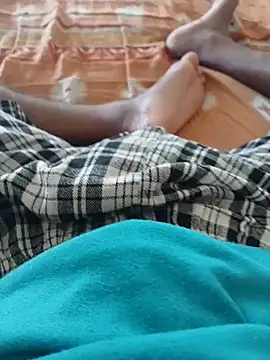 alanjoyoo online show from 12-04-25, 03:49