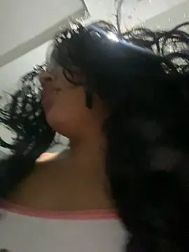 Snapshot of 99_Lilith chatting on 07-15-26, 12:39 99 Lilith online show from 07-15-26, 12:39
