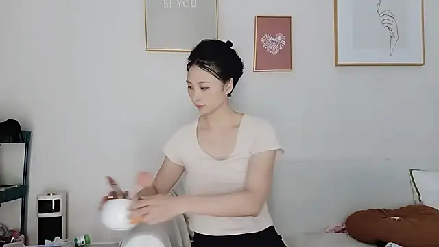 cathy00 online show from 09-19-25, 12:25