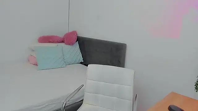 WickedM   online show from 11-21-25, 03:44