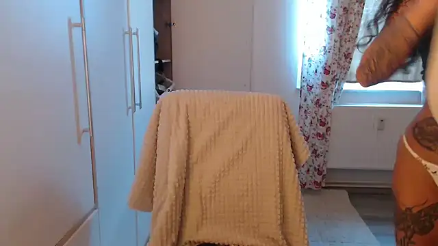 Davinja online show from 01-14-26, 12:42