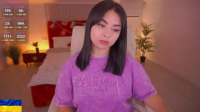 SusieWood online show from 07-19-26, 07:10