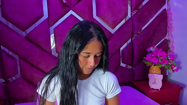 Snapshot of milly_print chatting on 12-04-25, 03:05 milly print online show from 12-04-25, 03:05