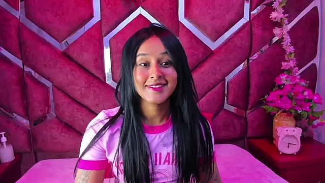 Snapshot of milly_print chatting on 09-26-25, 03:02 milly print online show from 09-26-25, 03:02