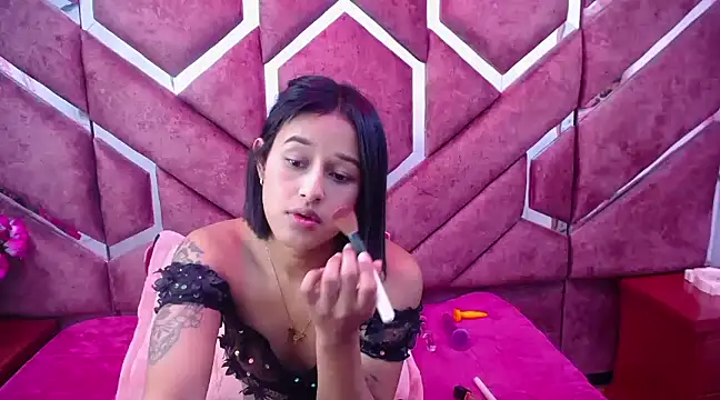 Snapshot of milly_print chatting on 03-01-25, 06:03 milly print online show from 03-01-25, 06:03