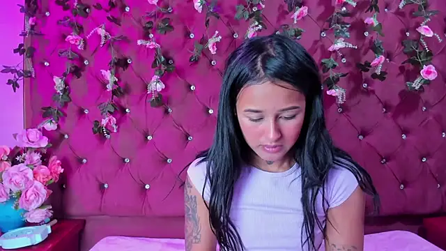 Snapshot of milly_print chatting on 02-21-26, 02:57 milly print online show from 02-21-26, 02:57