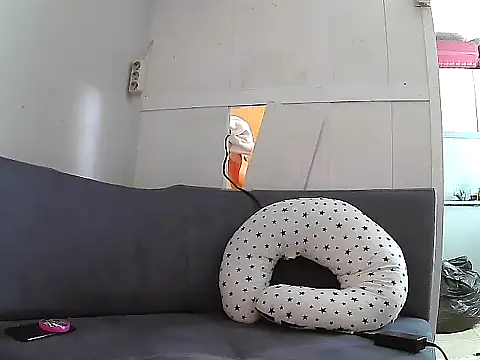 VanillaSeXy online show from 11-09-25, 05:22