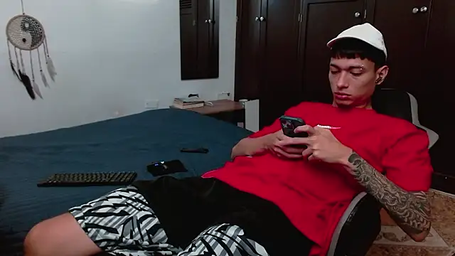 aaron blug online show from 02-01-26, 05:00