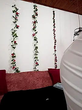 ariana lavoie- online show from 11-28-25, 07:58