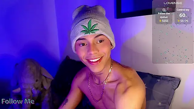 Snapshot of visaelX chatting on 03-11-25, 09:45 visaelX online show from 03-11-25, 09:45