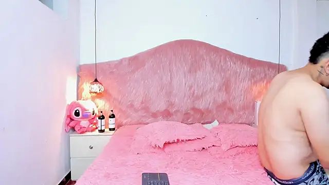 Snapshot of Derek_and_Skarlet chatting on 12-02-25, 07:04 Derek and Skarlet online show from 12-02-25, 07:04