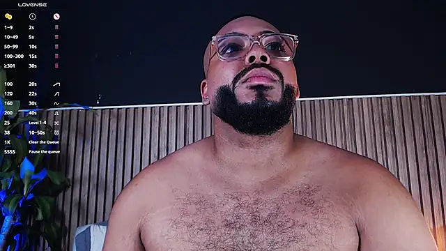 Snapshot of DilanJonnes_ chatting on 02-21-25, 02:17 DilanJonnes online show from 02-21-25, 02:17