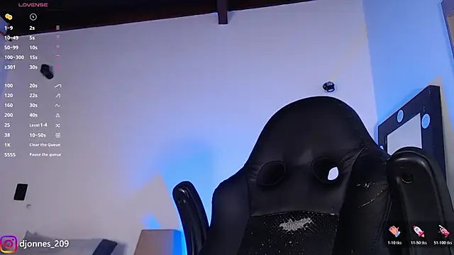 Snapshot of DilanJonnes_ chatting on 06-19-26, 01:00 DilanJonnes online show from 06-19-26, 01:00