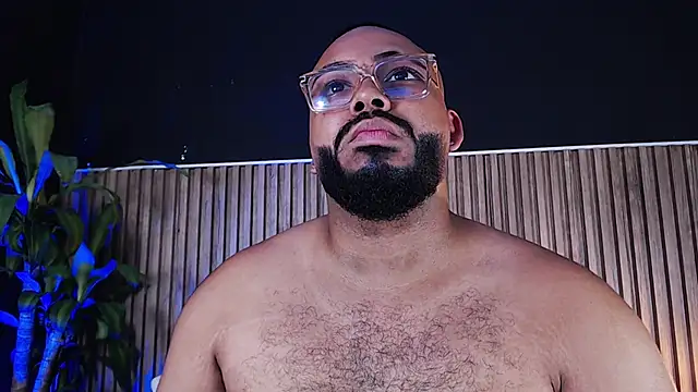 Snapshot of DilanJonnes_ chatting on 02-17-25, 02:20 DilanJonnes online show from 02-17-25, 02:20