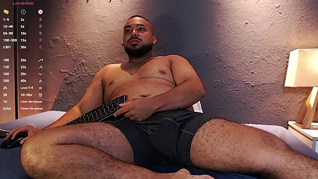 Snapshot of DilanJonnes_ chatting on 02-04-26, 05:19 DilanJonnes online show from 02-04-26, 05:19