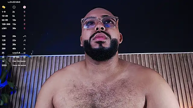 Snapshot of DilanJonnes_ chatting on 02-27-25, 04:32 DilanJonnes online show from 02-27-25, 04:32