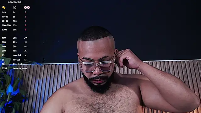 Snapshot of DilanJonnes_ chatting on 02-28-25, 11:45 DilanJonnes online show from 02-28-25, 11:45