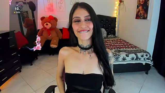 Melanny lopez18 online show from 04-19-26, 08:37