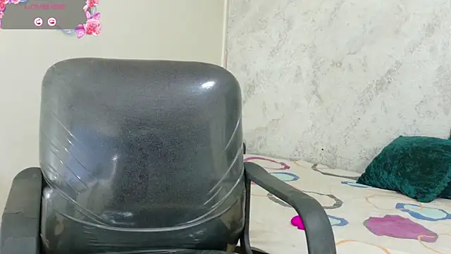 emy 0 online show from 03-14-26, 02:34