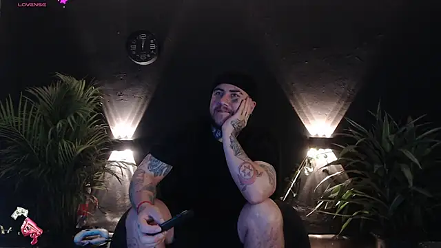 Ash gusbig online show from 02-16-25, 11:06