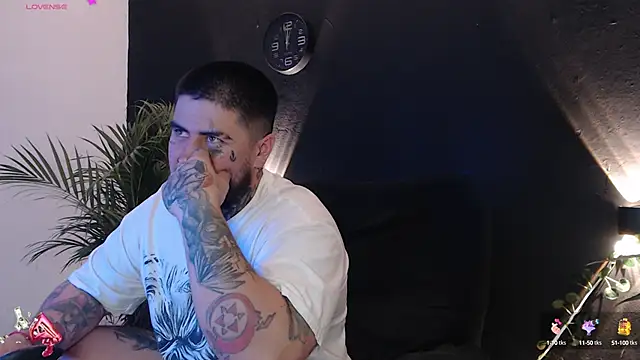 Ash gusbig online show from 02-22-25, 03:01